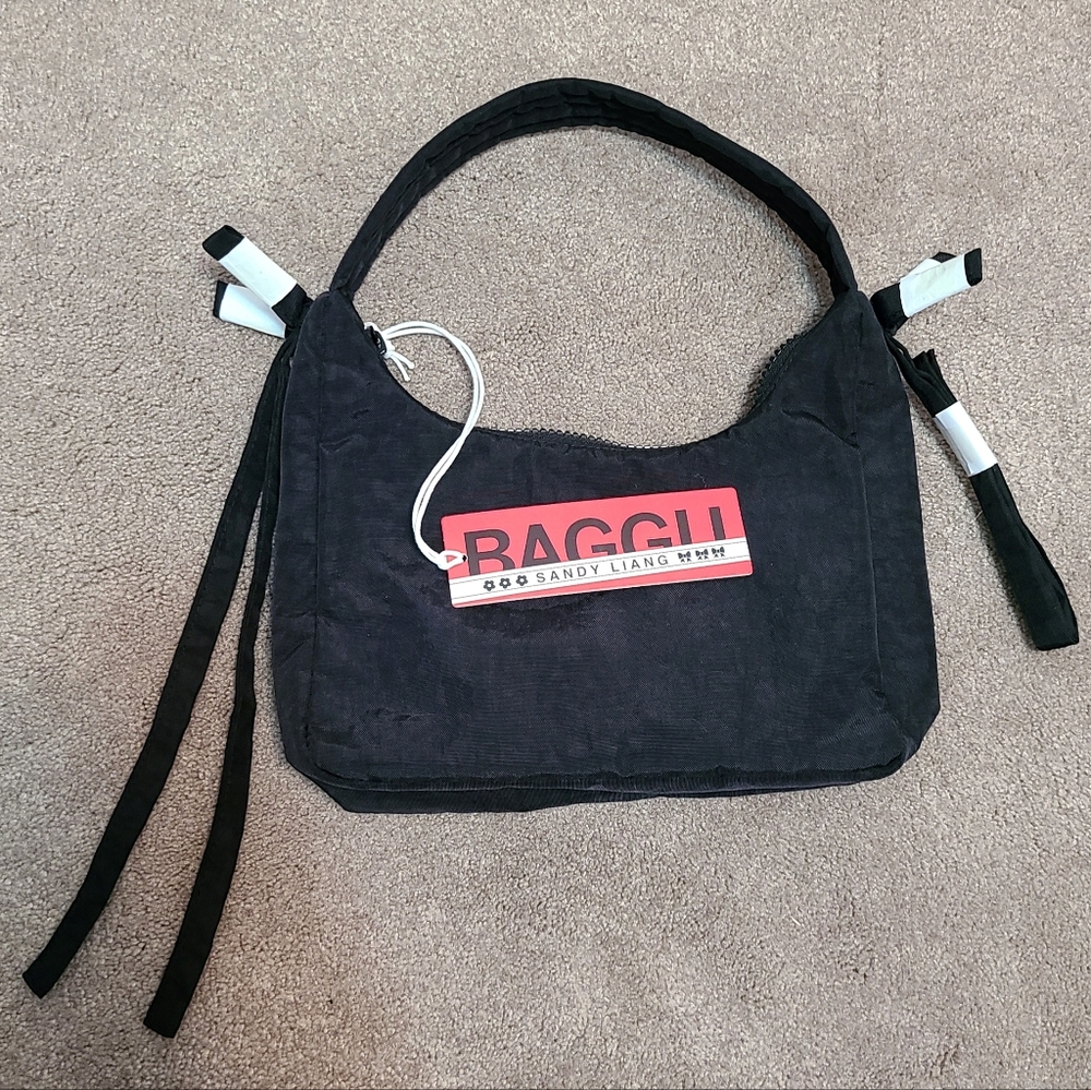 NEW Sandy Liang x Baggu mini bow bag